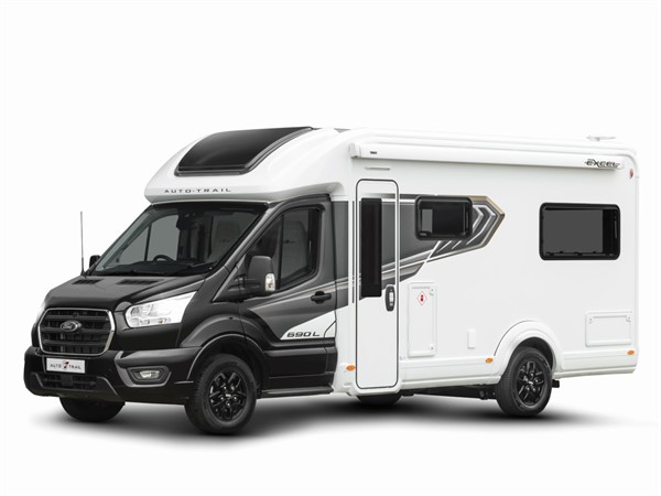 Auto-Trail Excel 690L